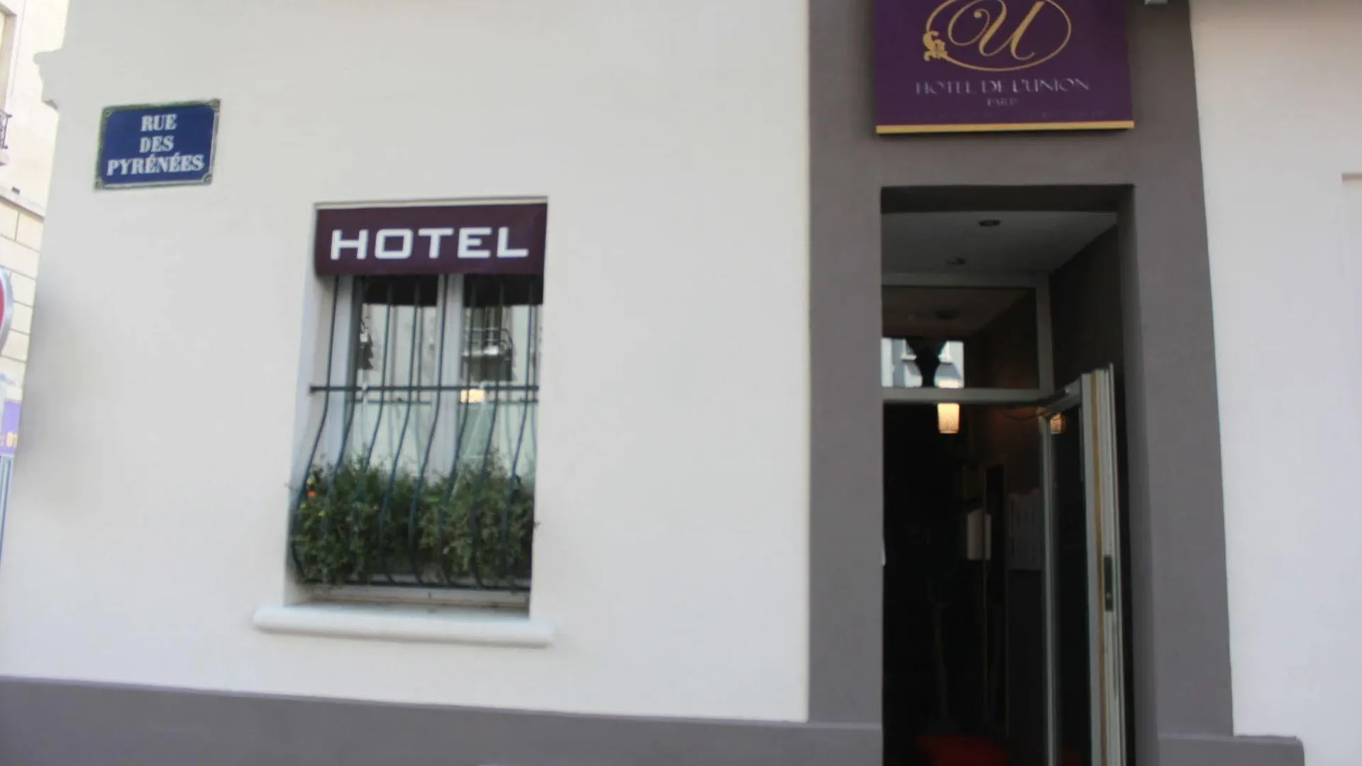 De L'union Hotel 3*